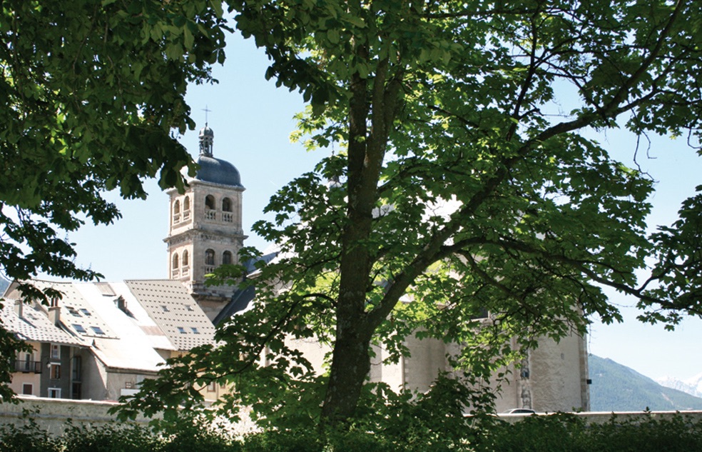  CITÉ VAUBAN DE BRIANÇON le seul secteur sauvegardé des Hautes-Alpes. 