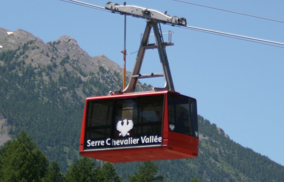  Hautes-Alpes, Domaine Skiable Ski Serre Chevalier Vallée Briançon, Plus grand domaine skiable des Alpes du Sud. 